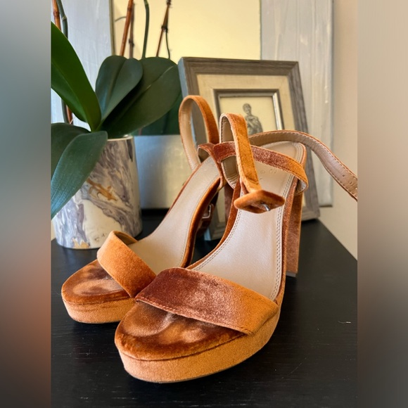 ASOS velvet platform sandal - Picture 2 of 5